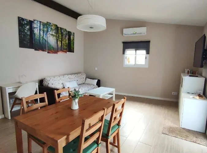 Costals Cerezo Lejlighed *